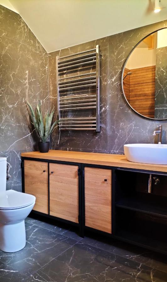 Dzikie Lisko - Apartament Z Klimatyzacja Lesko Extérieur photo